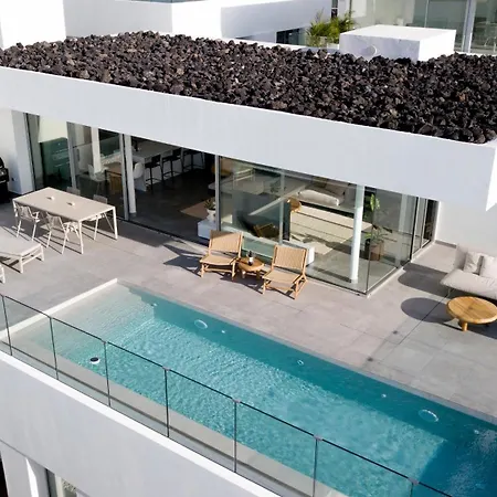 Jan With Heated Pool * アデヘ