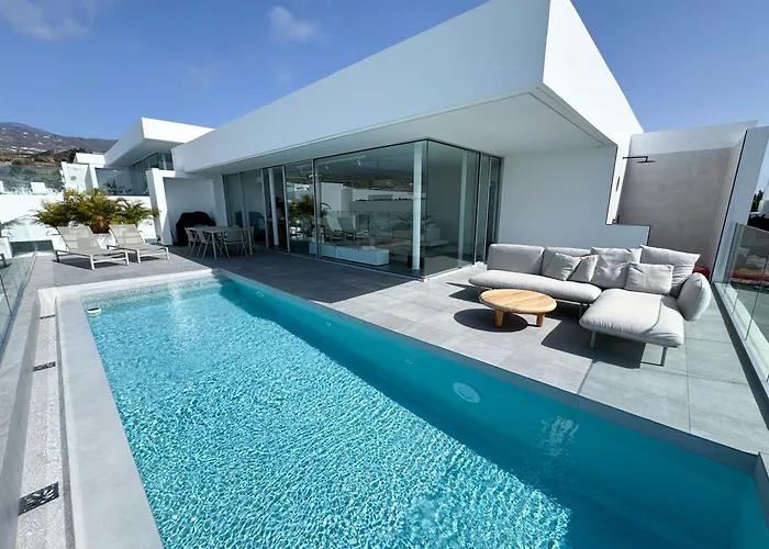 Jan With Heated Pool