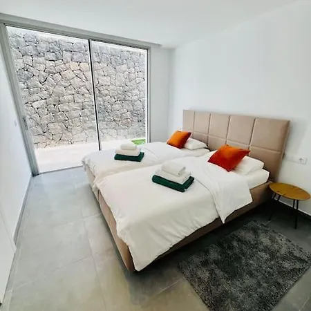 Villa Jan With Heated Pool